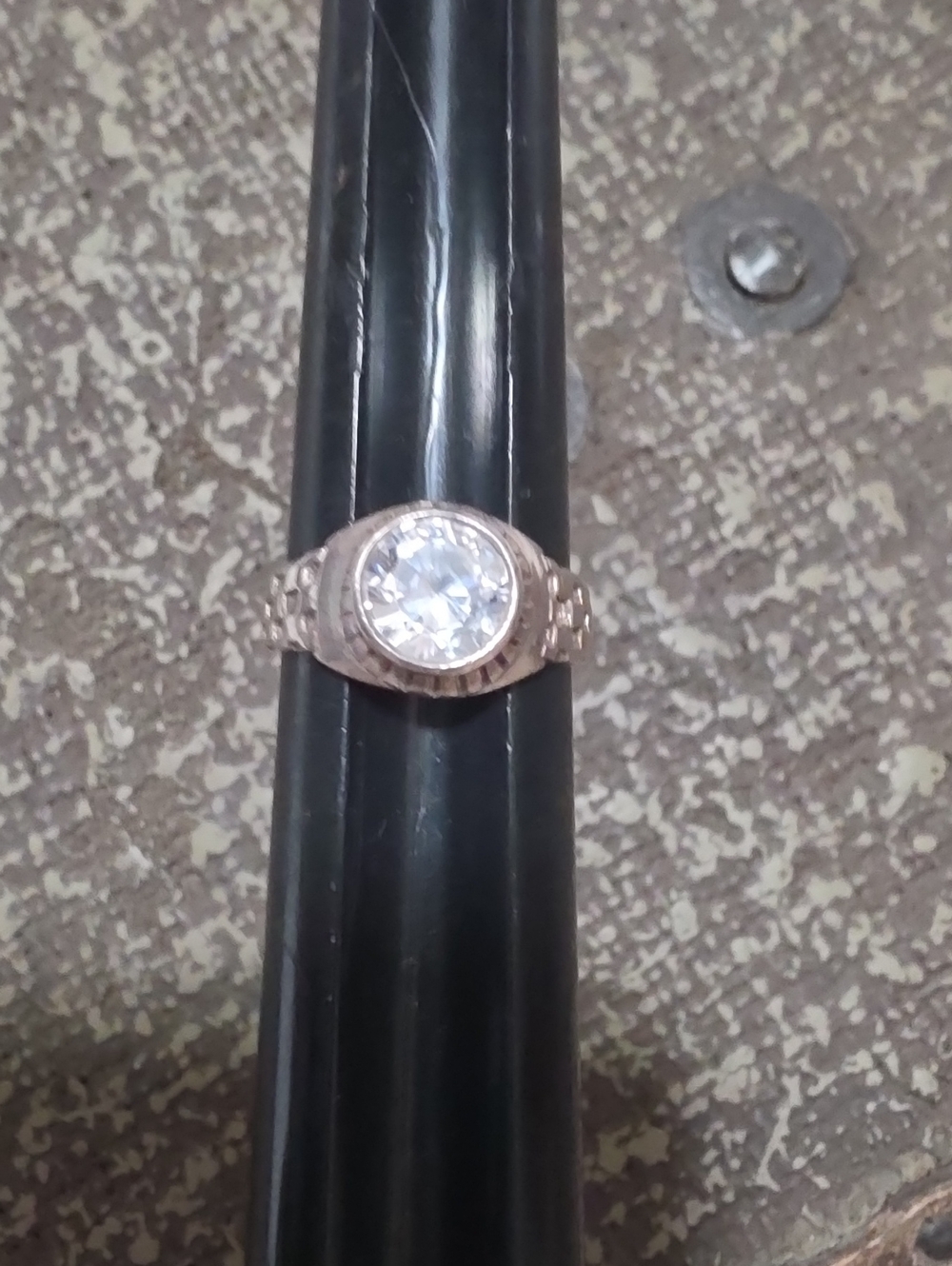 925 Sterling Women’s Solitaire Ring with Clear Stone